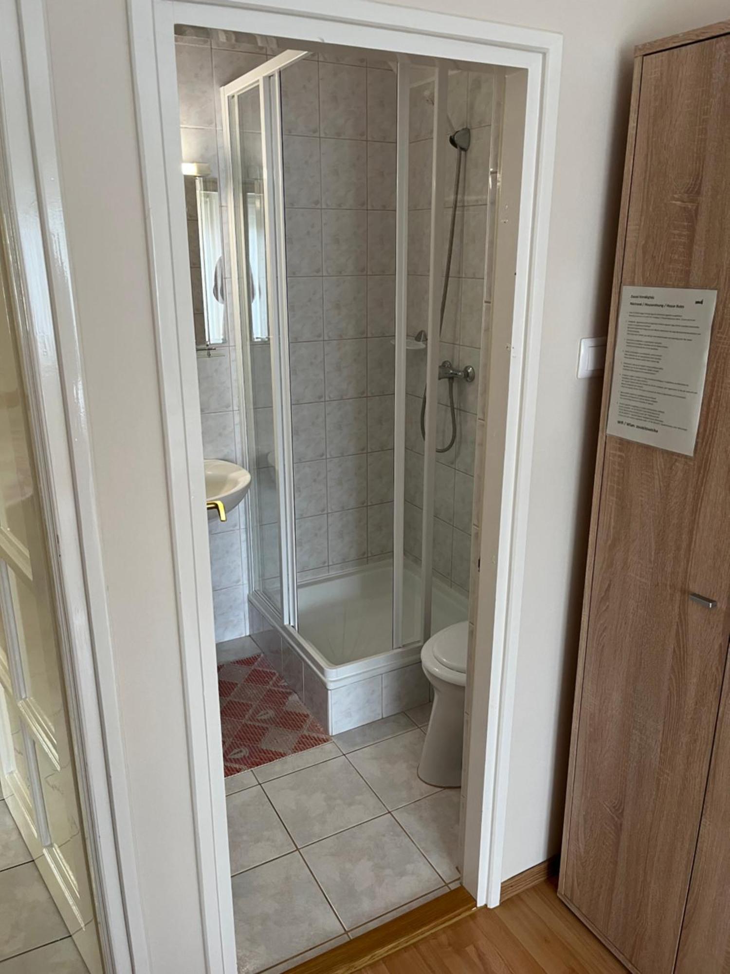 Hotel Zsuzsi Vendégház Zalaegerszeg Esterno foto